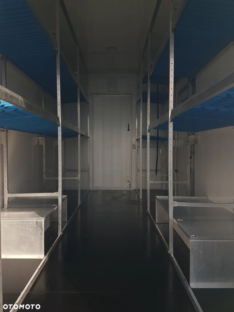Iveco DAILY KONTENER NISKOPODŁOGOWY 4,44x2,23x2,42 SKLEP FOODTRUCK BAR KLIMA KONIOWÓZ KAMPER 35S14 KRAJOWY - 24