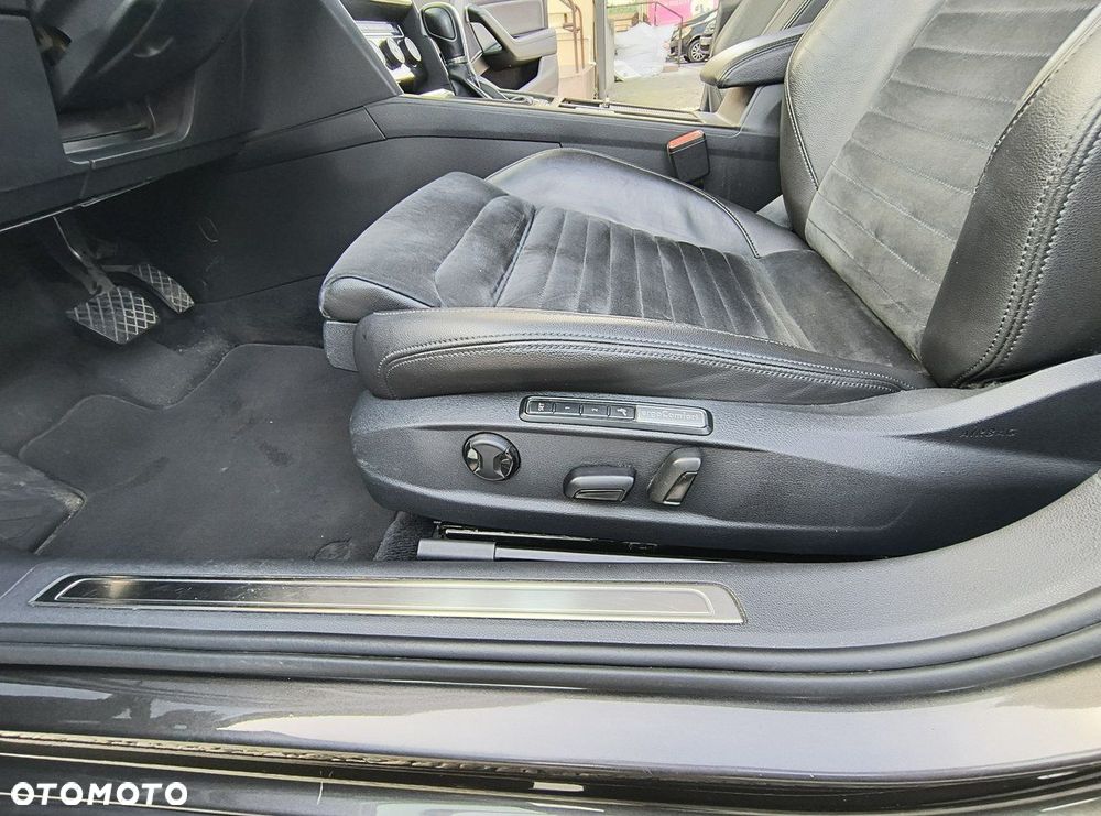 Volkswagen Passat 2.0 TSI BMT 4Mot Highline DSG - 12