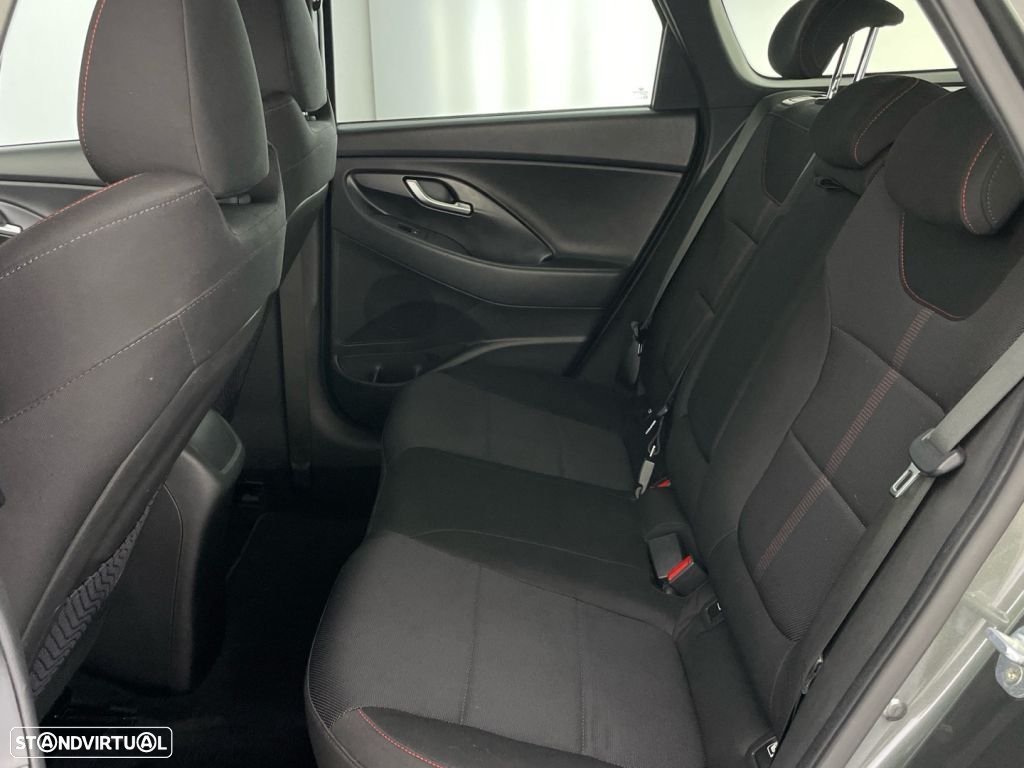 Hyundai i30 SW 1.6 CRDi N-Line - 12