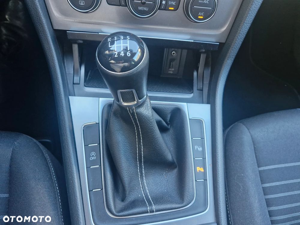 Volkswagen Golf 1.2 TSI Highline - 10