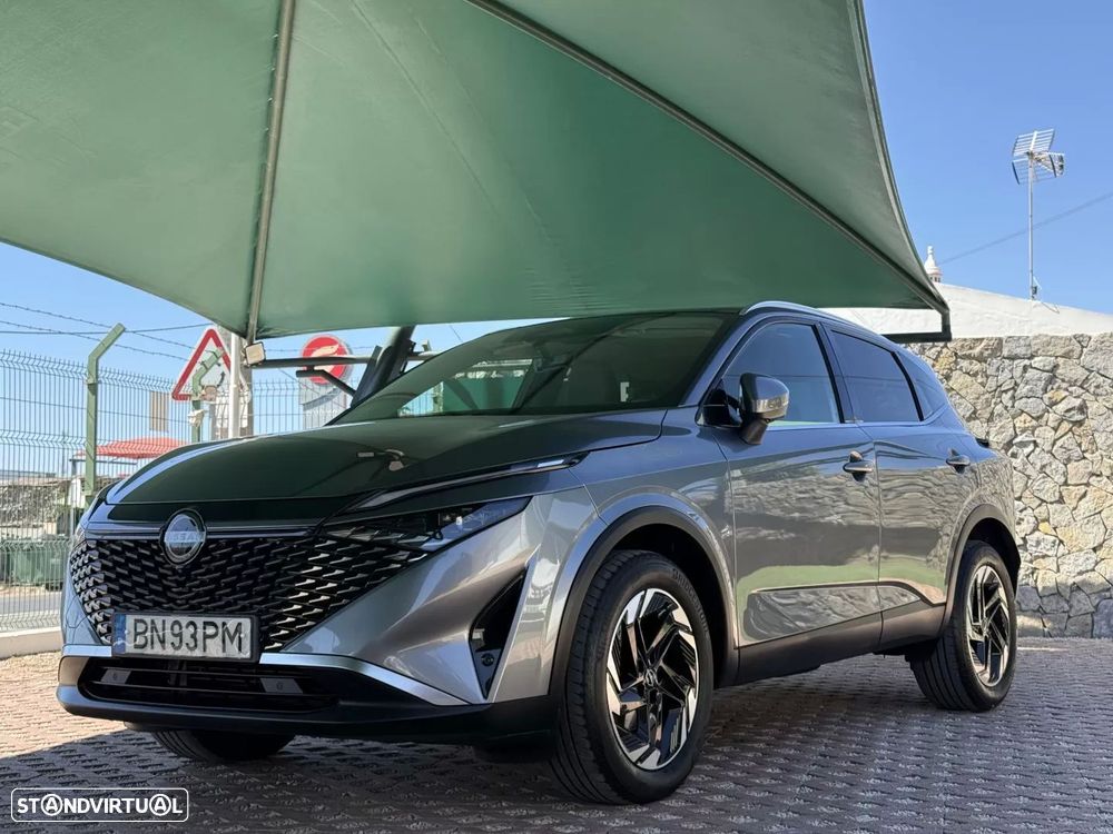 Nissan Qashqai 1.3 DIG-T N-Connecta 4x4 Xtronic - 4