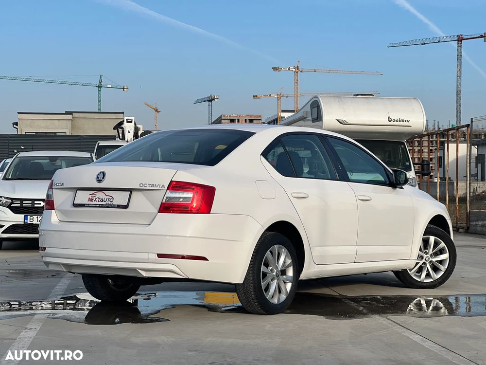 SKODA Octavia 2019 — imagine 3