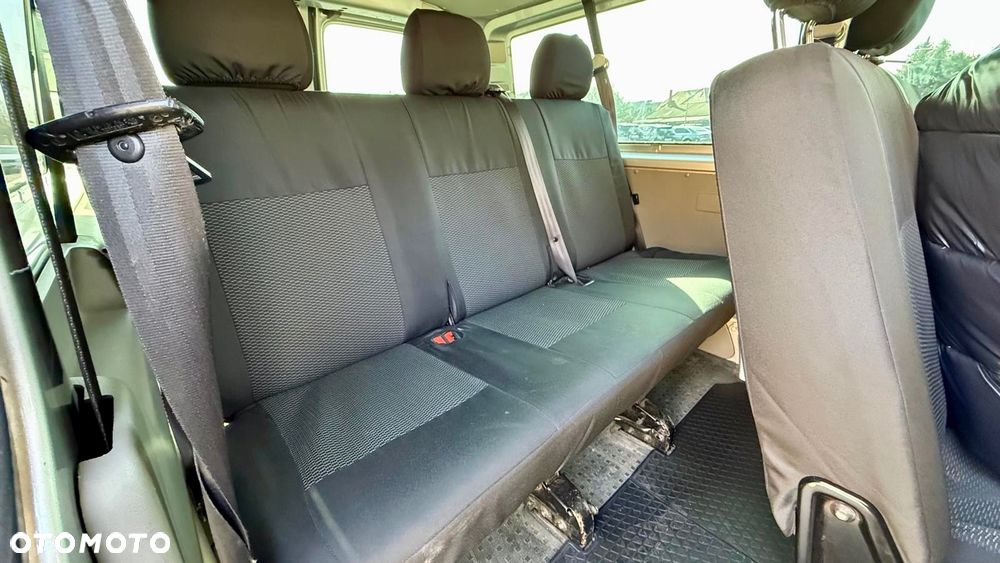 Volkswagen Transporter L2H1 Mixt - 11