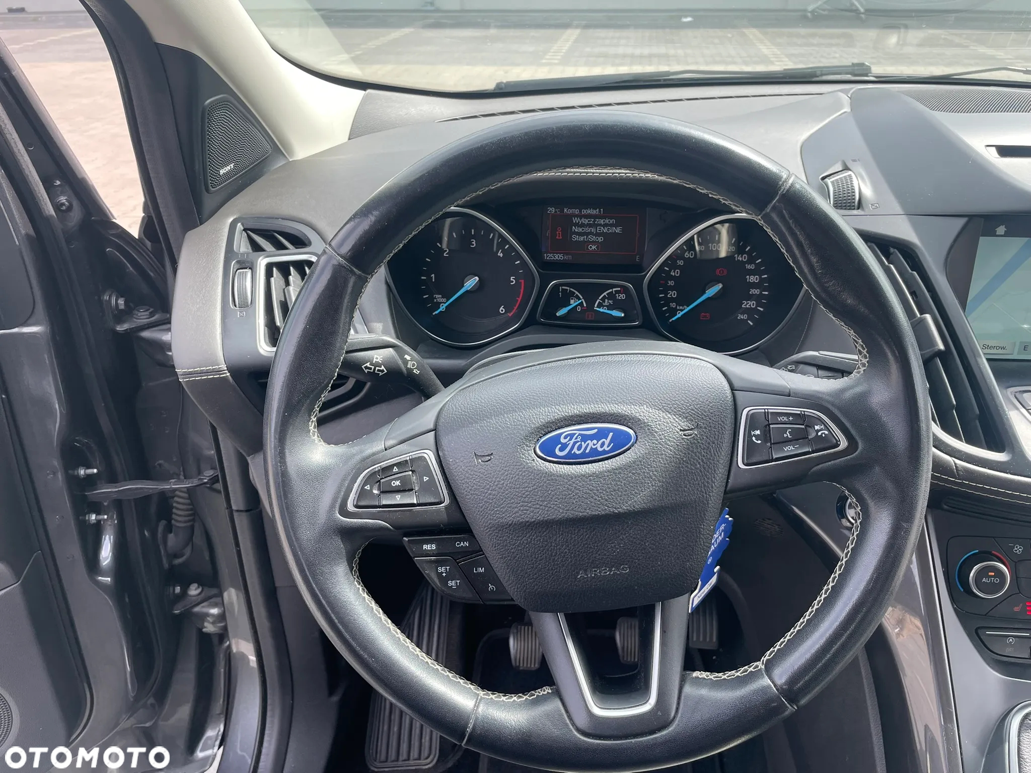 Ford Kuga 2.0 TDCi 2x4 Vignale - 31