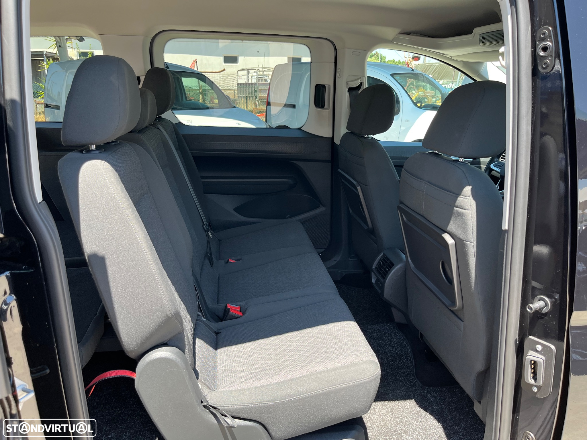 VW Caddy Maxi 2.0 TDI Life - 18