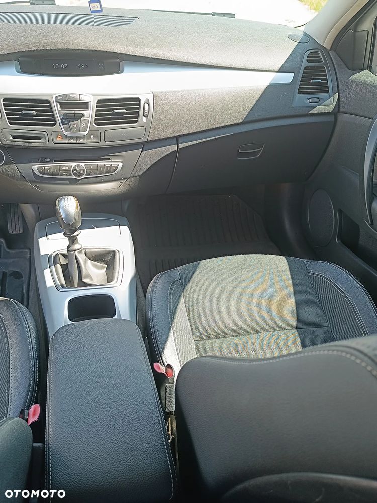 Renault Laguna 2.0 Authentique - 25