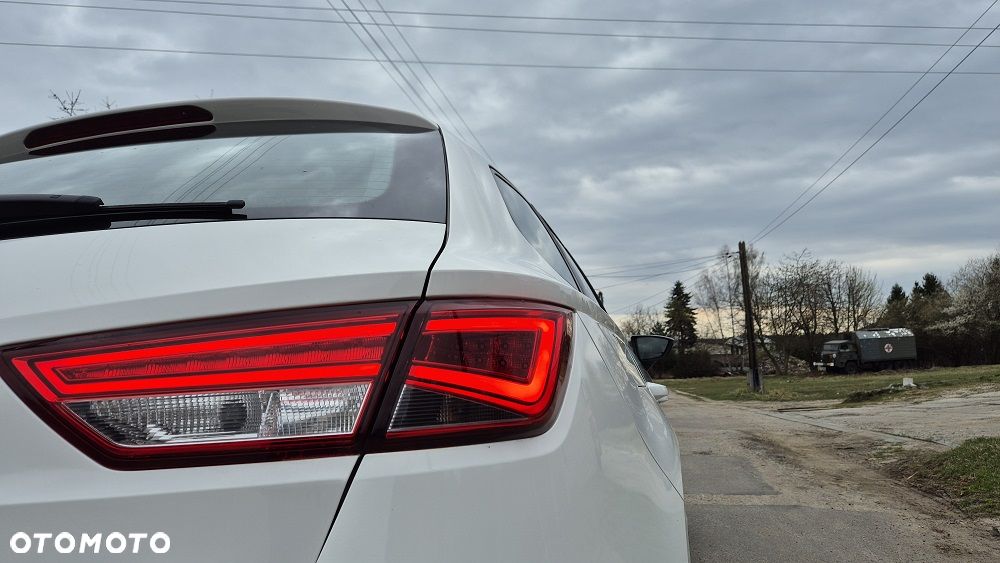 Seat Leon 2.0 TDI DPF Start&Stop DSG Style - 11