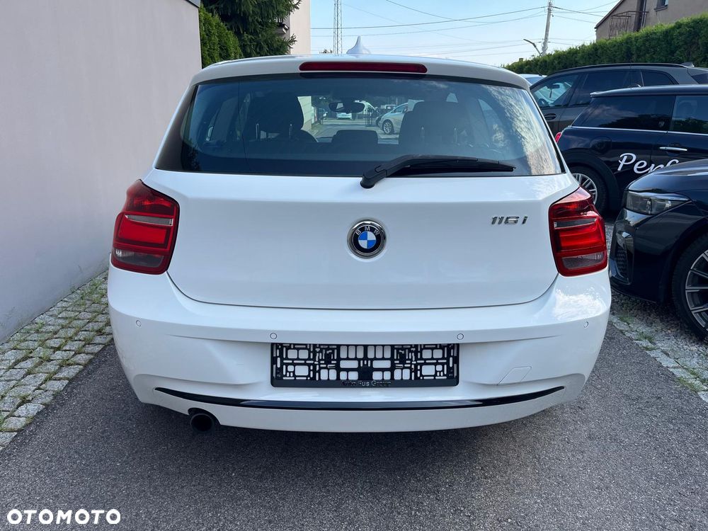 BMW Seria 1 116i Sport Line - 4