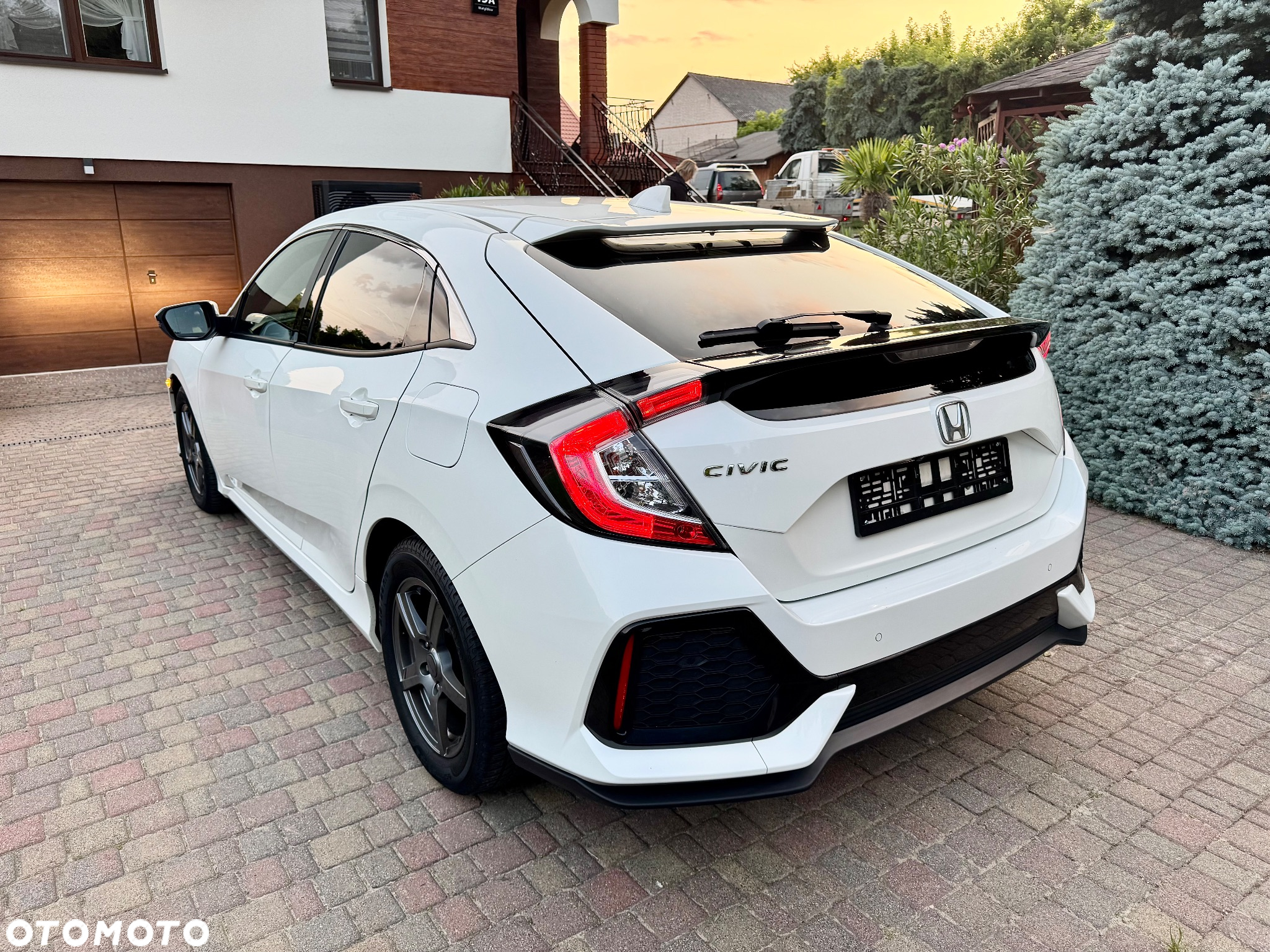 Honda Civic 1.0 T Executive (Pakiet Premium) - 3