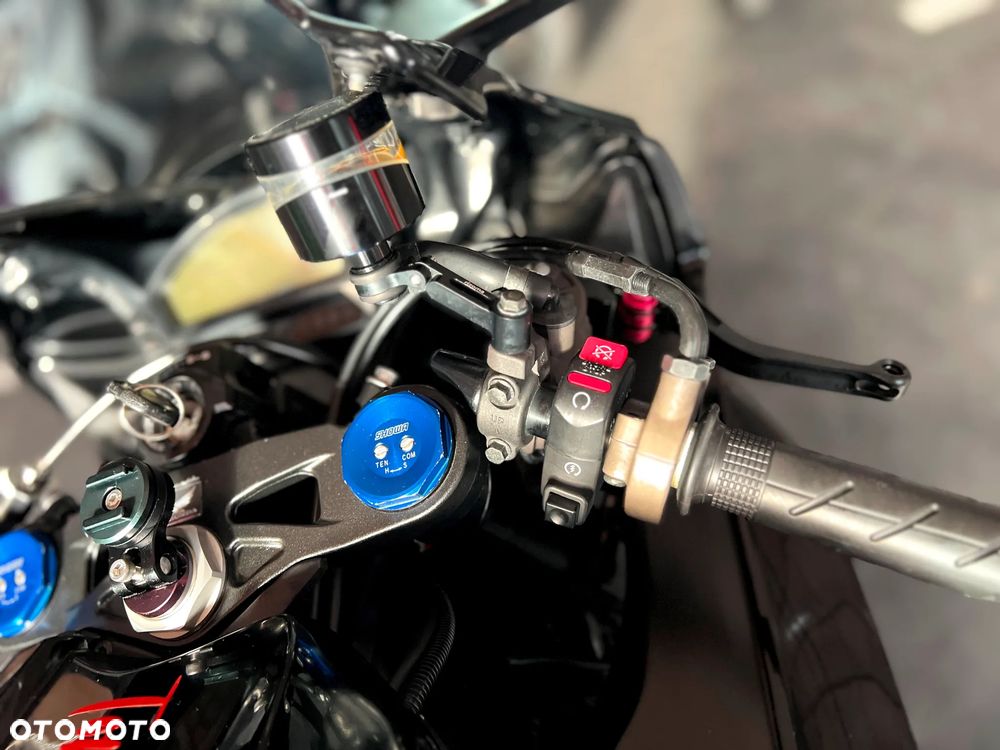 Honda CBR - 30