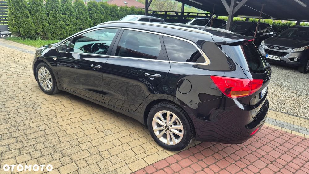 Kia Ceed 1.0 T-GDI ISG Dream-Team Edition - 11