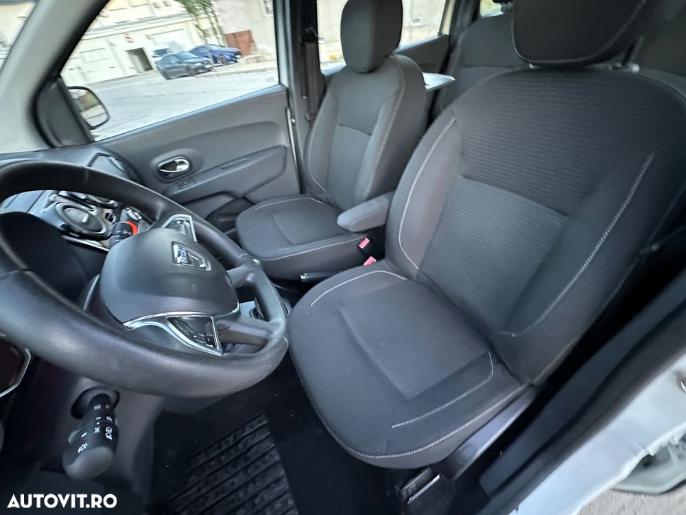 Dacia Lodgy 1.5 Blue dCi Laureate - 29