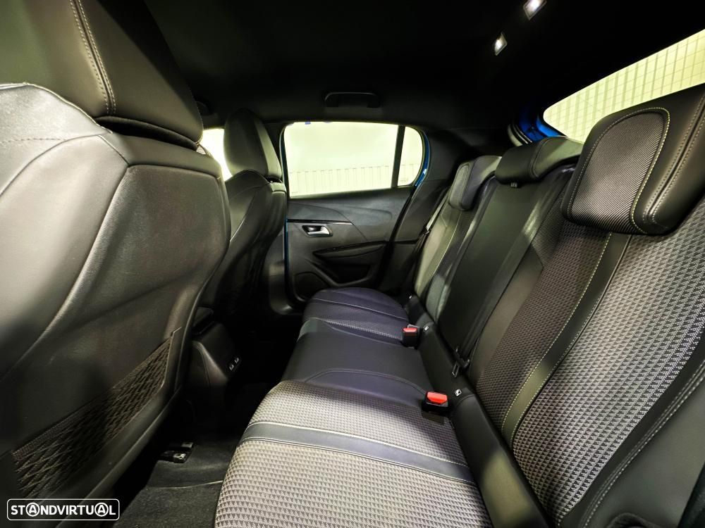 Peugeot e-208 50 kWh GT Pack - 10