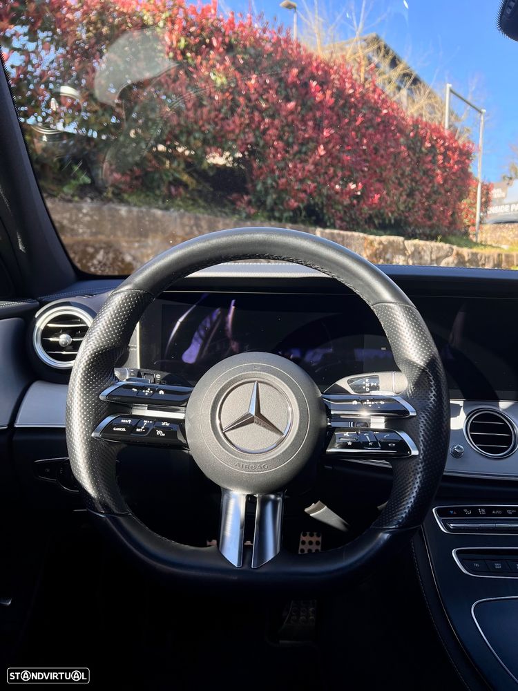 Mercedes-Benz E 300 de 4Matic 9G-TRONIC AMG Line - 13