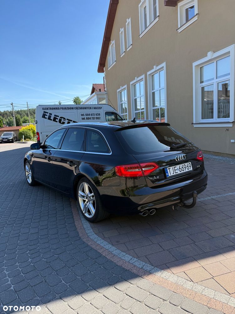 Audi A4 Avant 2.0 TDI DPF S line Sportpaket - 13