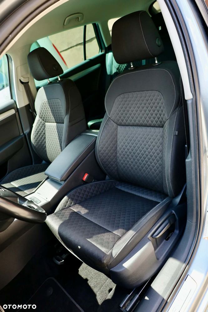 Skoda Superb 1.5 TSI Active DSG - 27