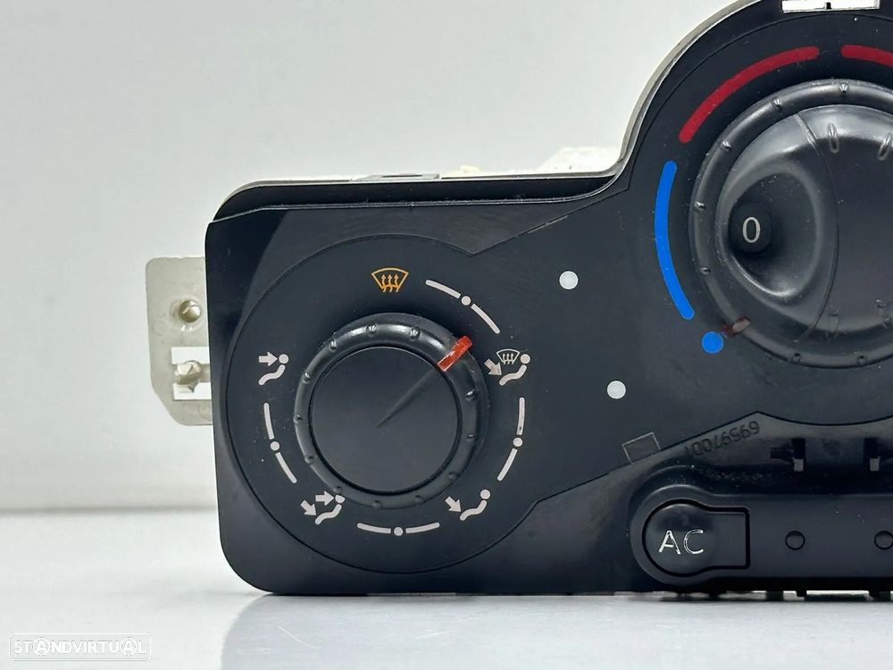 Comandos Ar Condicionado / Sofagem - Renault Clio III (2007) - 2