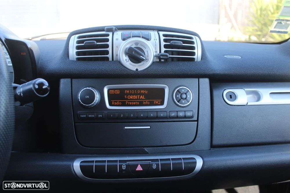 Smart ForTwo Coupé 1.0 mhd Pure 61 Softouch - 7