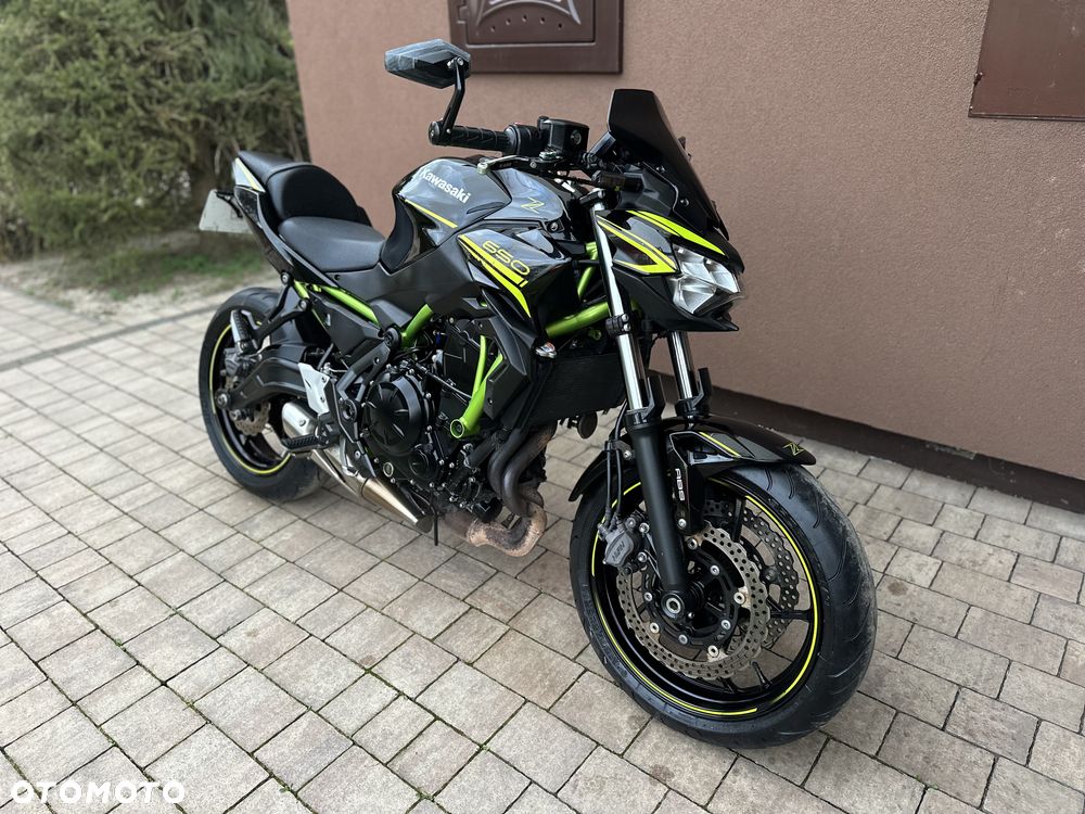 Kawasaki Z 650 - 17