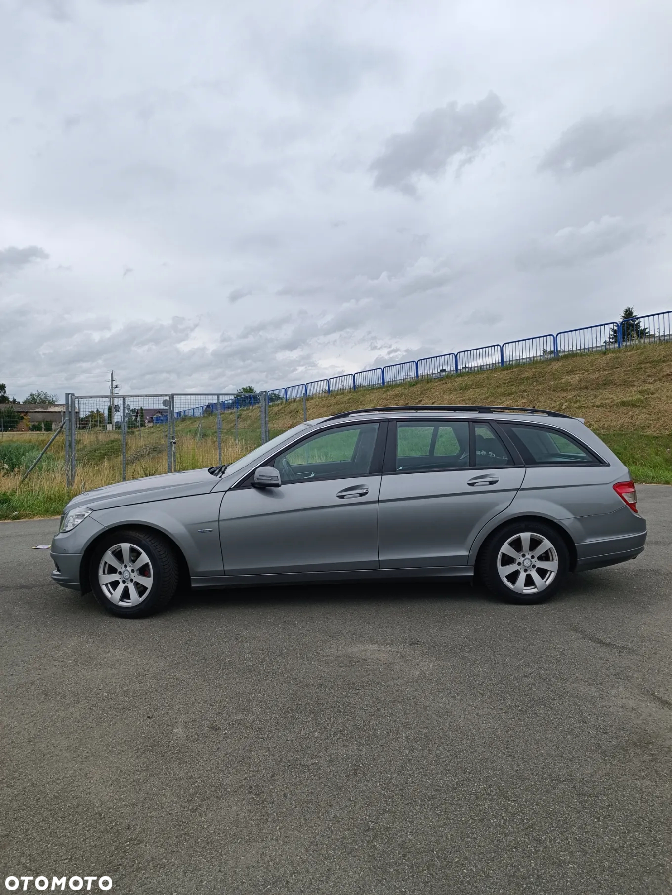 Mercedes-Benz Klasa C 180 T CGI BlueEFFICIENCY - 12