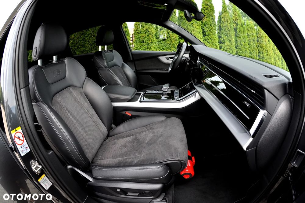 Audi Q7 50 TDI mHEV Quattro Black Edition Tiptr - 16