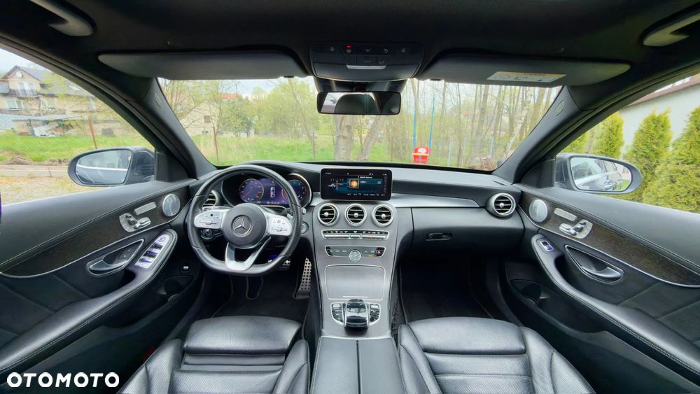 Mercedes-Benz Klasa C 400 4Matic 9G-TRONIC AMG Line - 25