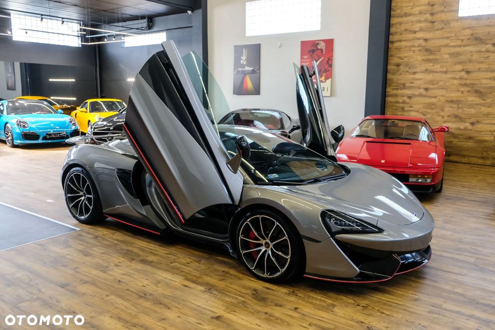 McLaren 570S Coupe - 3
