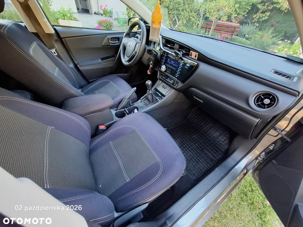 Toyota Auris - 17