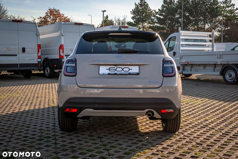 Fiat 600 1.2 Turbo La Prima eDCT - 8