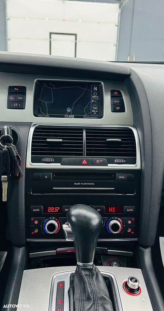 Audi Q7 3.0 TDI DPF Quattro Tiptronic - 25