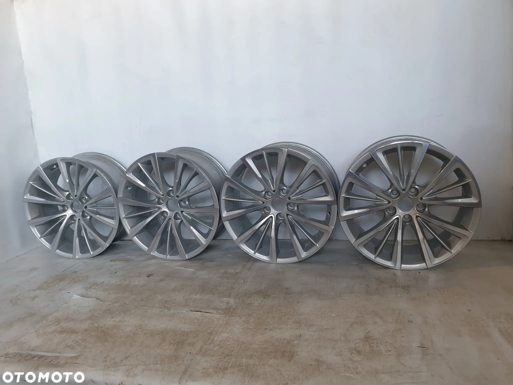 FELGI ALUMINIOWE ALUFELGI KOMPLET 4 SZT BMW G11 G12 G32   8.0" x 18" 5x112 ET 30 NOWE NIE UŻWANE! ORYGINAŁ POTESTOWE! - 2