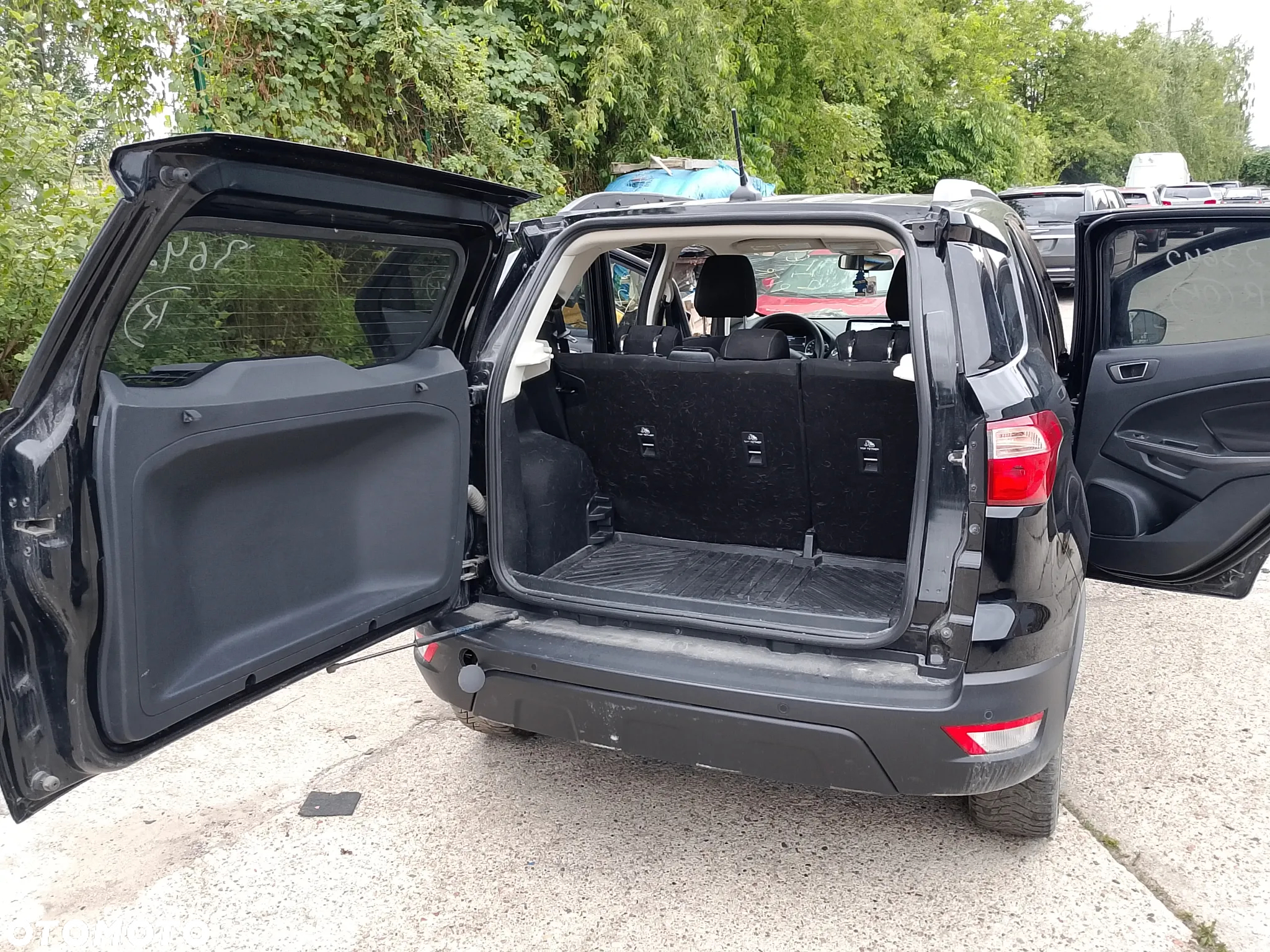 Ford EcoSport - 32