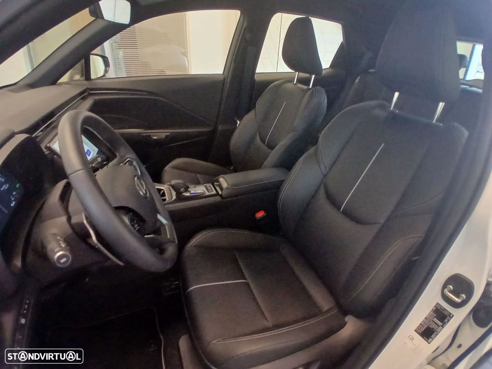 Lexus LBX Relax - 8