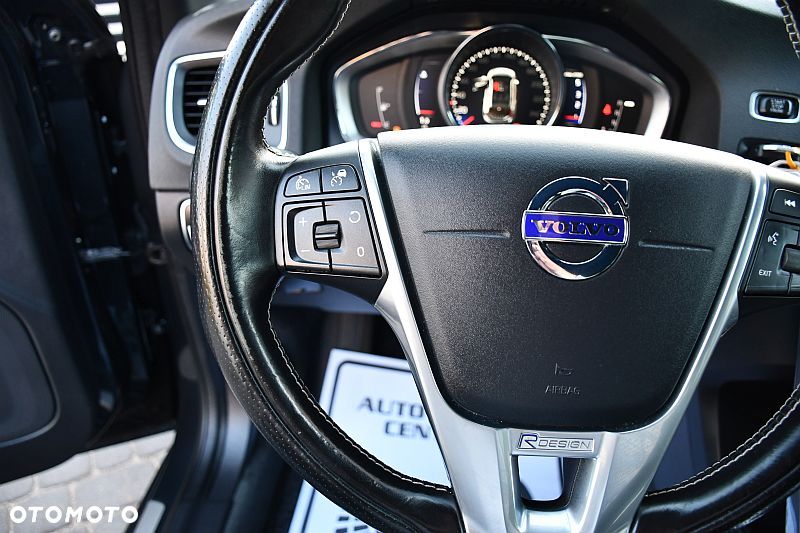 Volvo V60 D4 Geartronic RDesign - 19