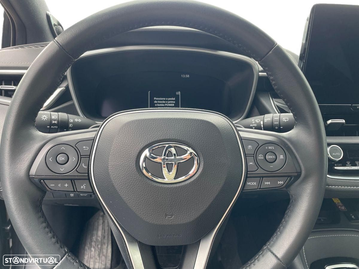 Toyota Corolla Touring Sports - 14
