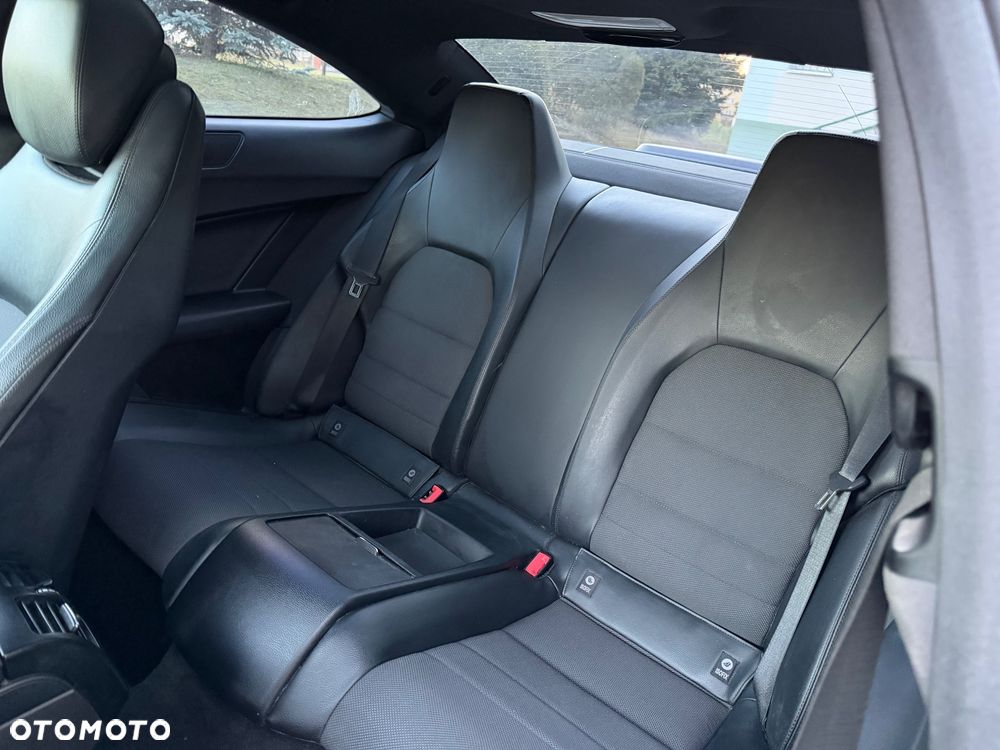 Mercedes-Benz Klasa C 250 7G-TRONIC Edition - 17