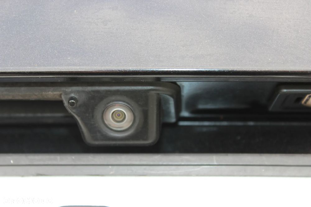 Skoda Superb 2.0 TDI DSG Premium Edition - 16