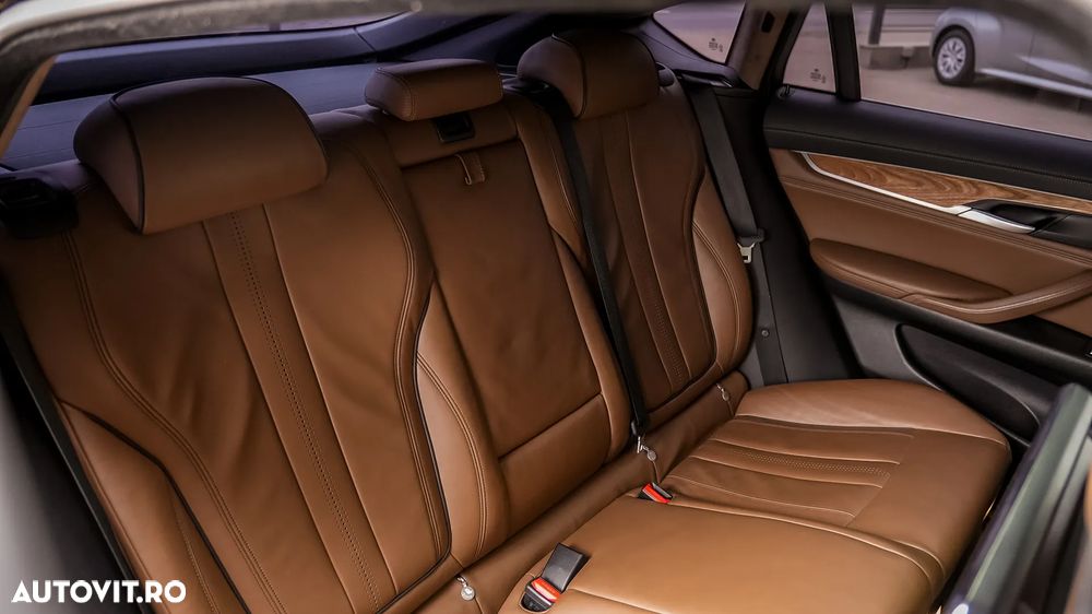 BMW X6 - 38