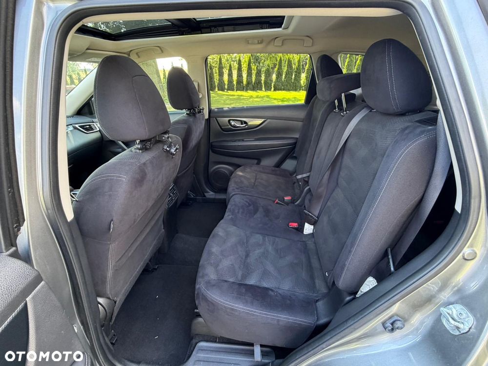 Nissan X-Trail 2.0 dCi ALL-MODE 4x4i Xtronic Acenta - 11