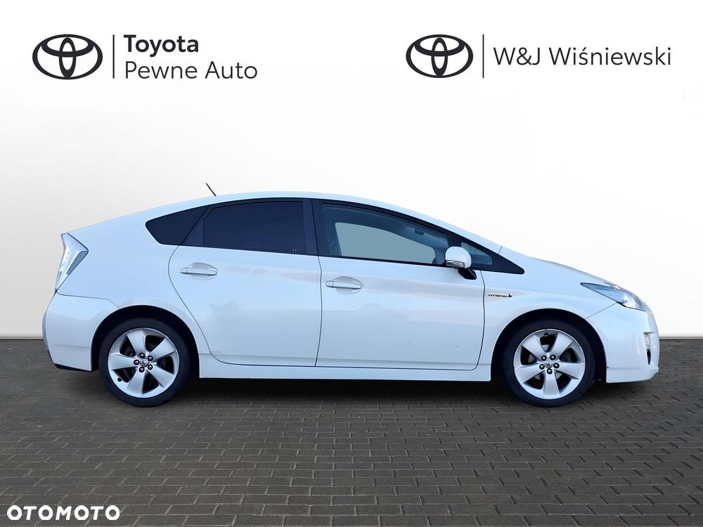 Toyota Prius 1.8 HSD Sol - 3