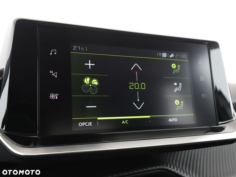 Peugeot 2008 PureTech 130 EAT8 Allure - 28