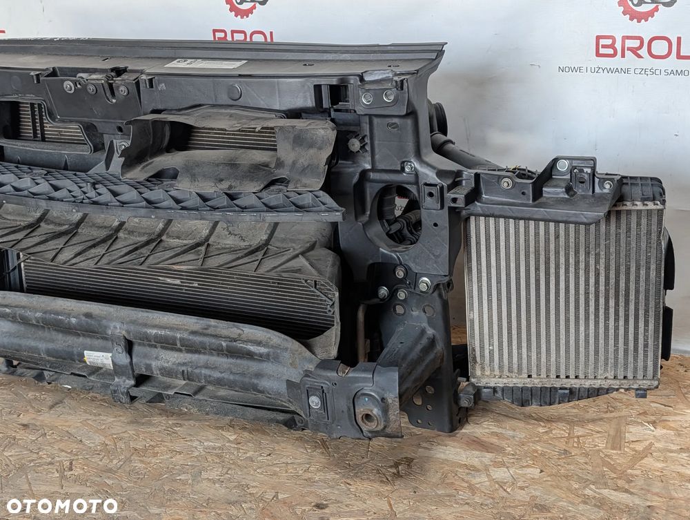 PAS PRZEDNI VW TOUAREG II 3.0 TDI 262HP 17' - 3