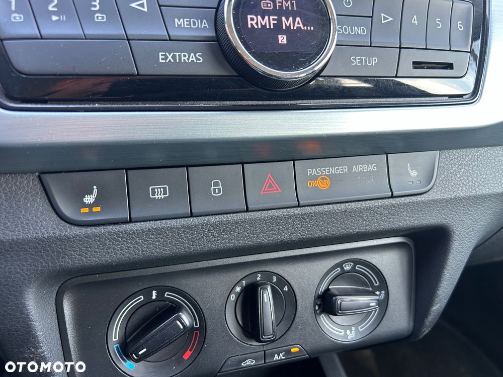 Skoda Fabia 1.0 MPI Ambition - 22