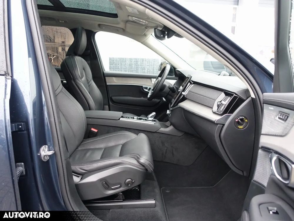 Volvo XC 90 T8 AWD Ultra Dark - 21