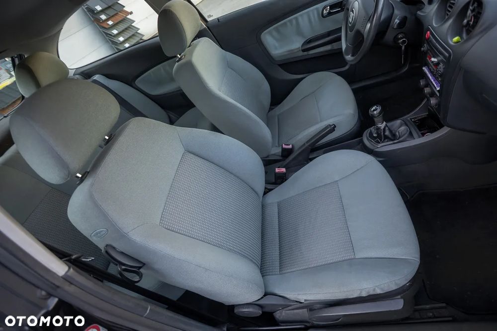 Seat Ibiza 1.4 16V Stylance - 16