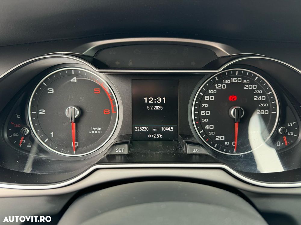 Audi A4 Avant 2.0 TDI DPF multitronic S line Sportpaket - 16