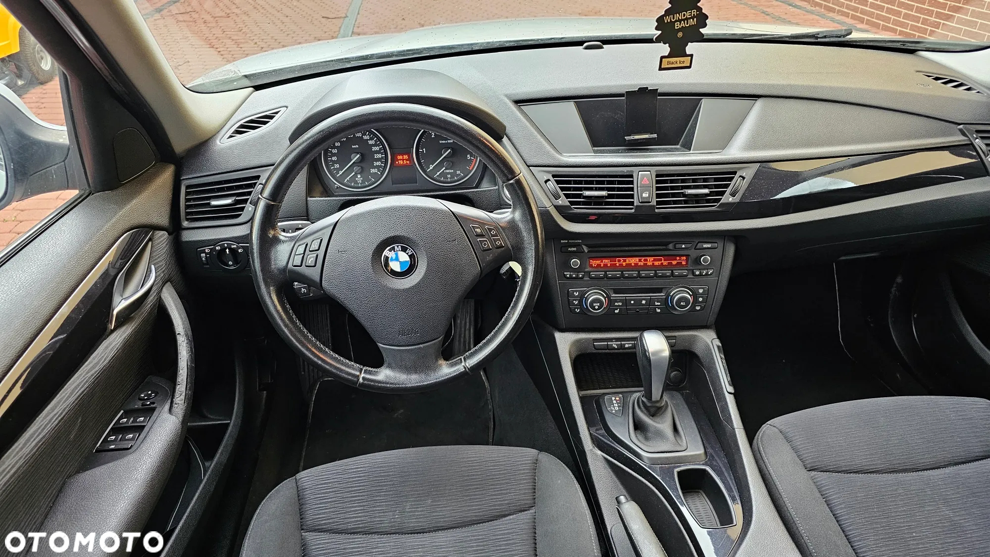 BMW X1 xDrive18d - 26
