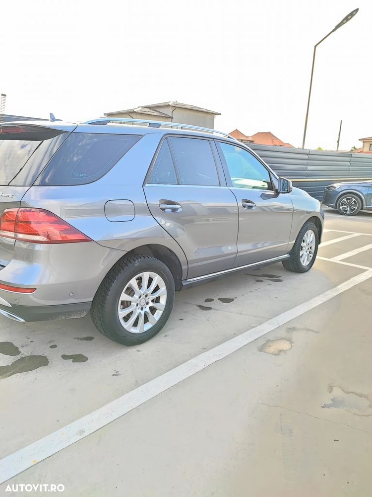 Mercedes-Benz GLE 250 d 4MATIC - 5