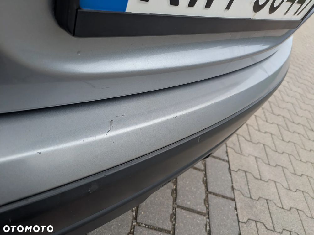 Nissan Qashqai 2.0 dCi 4x4 Tekna EU5 - 17