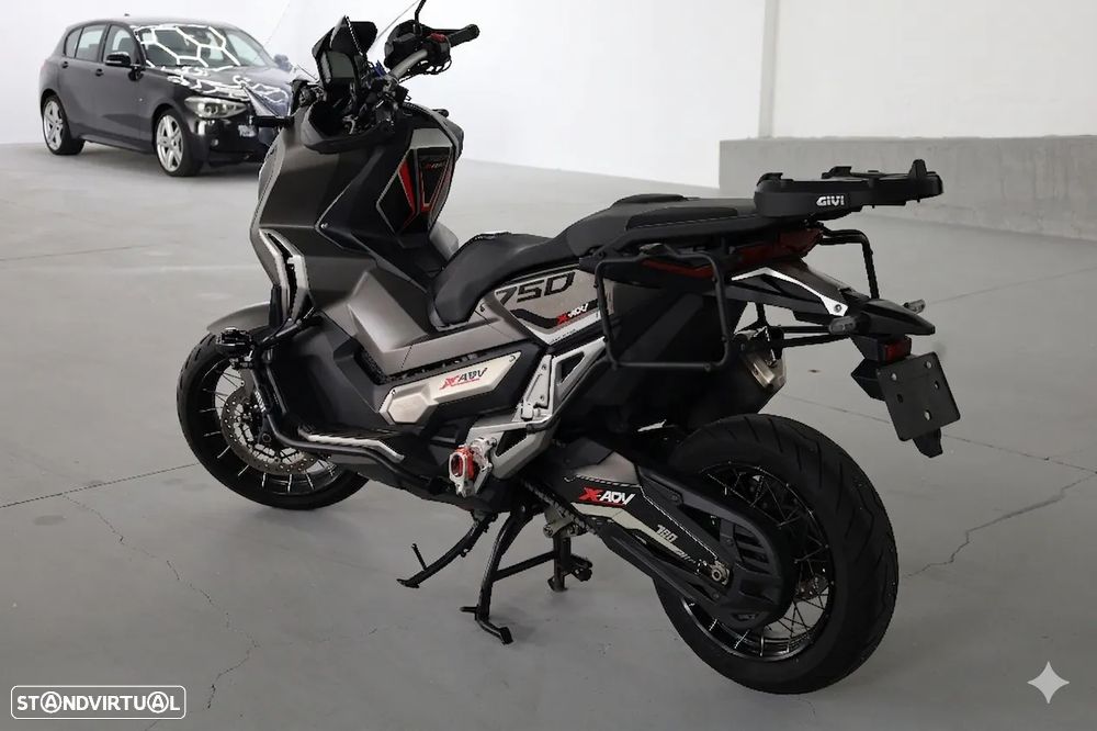 Honda X-ADV 750 - 4